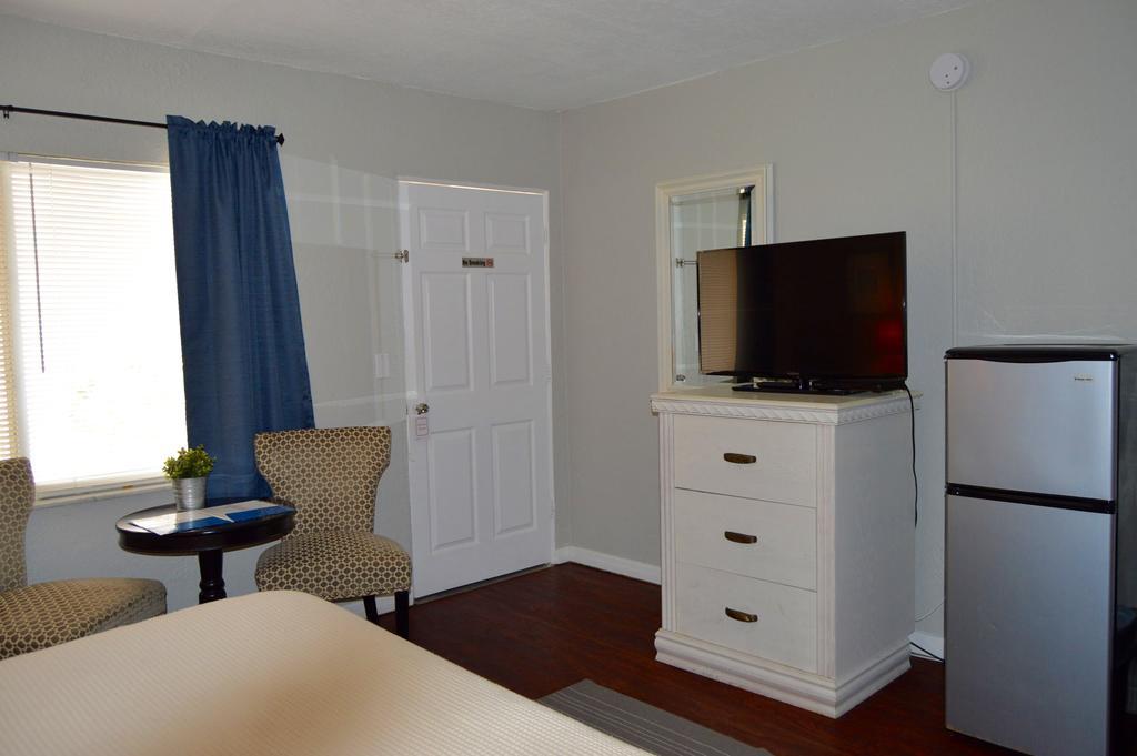 Sta N Pla Motel Clearwater Beach Buitenkant foto