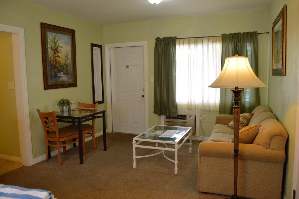 Sta N Pla Motel Clearwater Beach Buitenkant foto