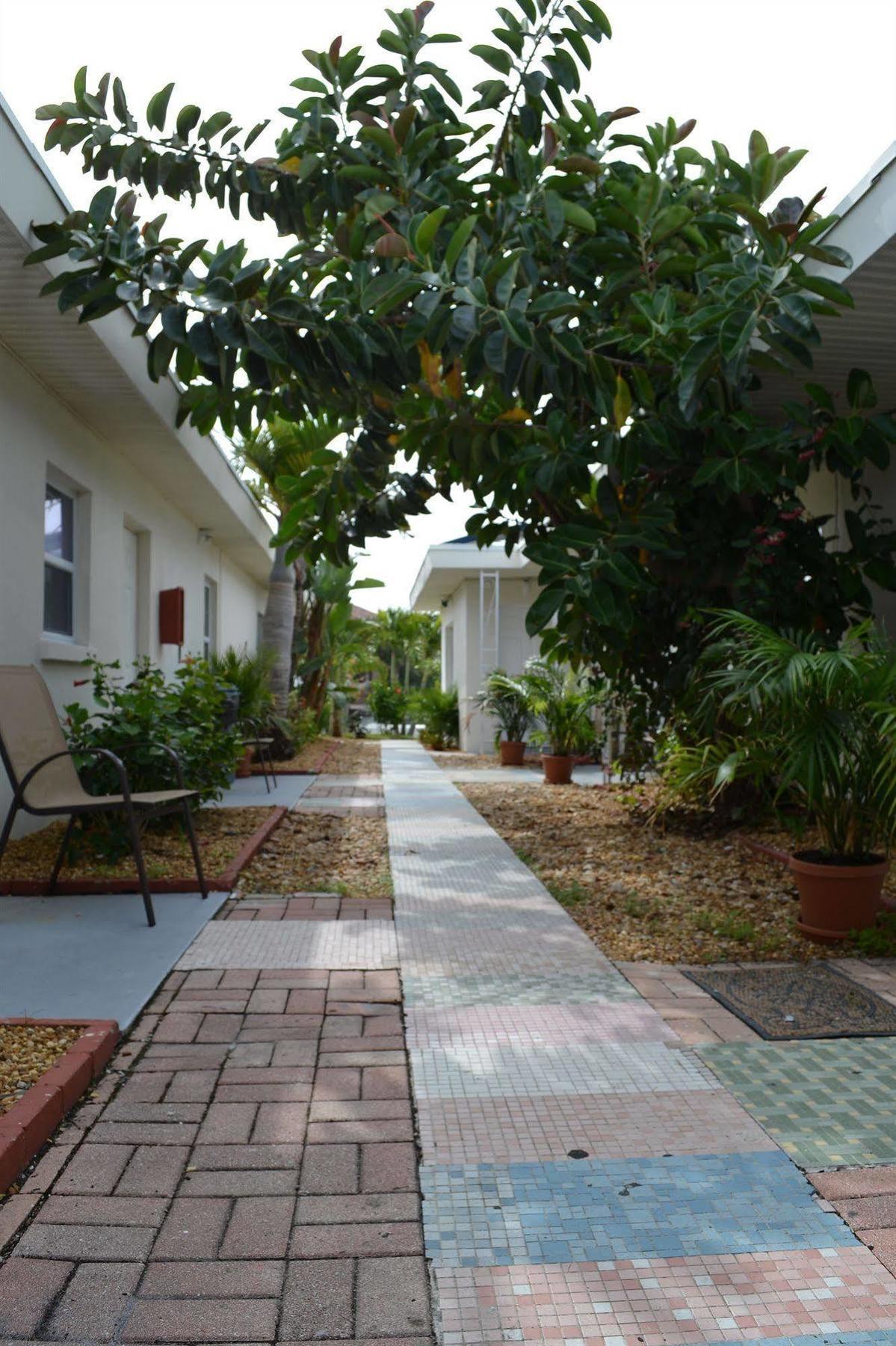 Sta N Pla Motel Clearwater Beach Buitenkant foto
