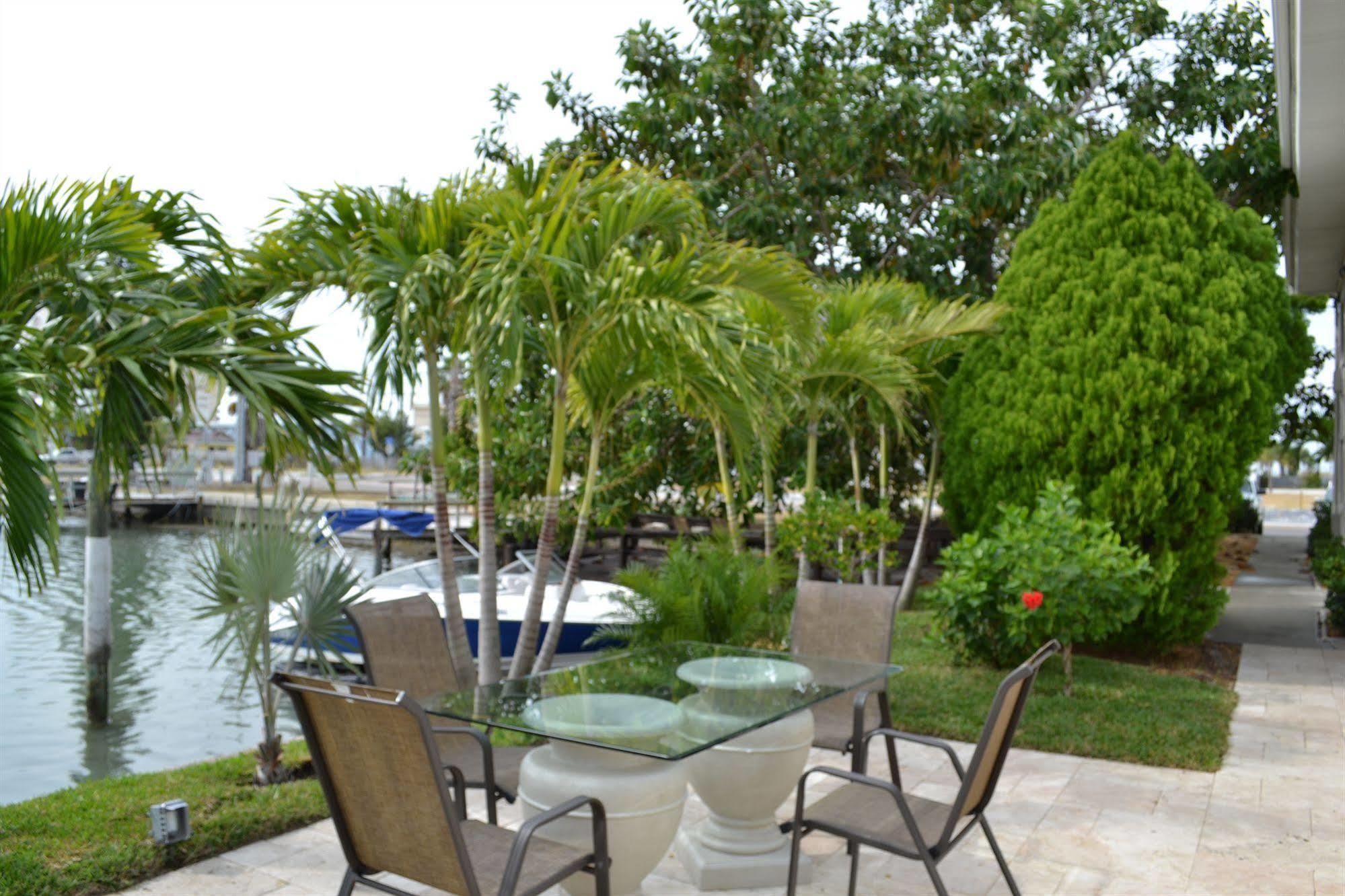 Sta N Pla Motel Clearwater Beach Buitenkant foto