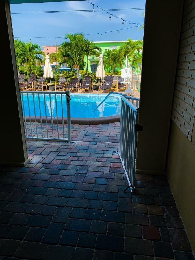 Sta N Pla Motel Clearwater Beach Buitenkant foto